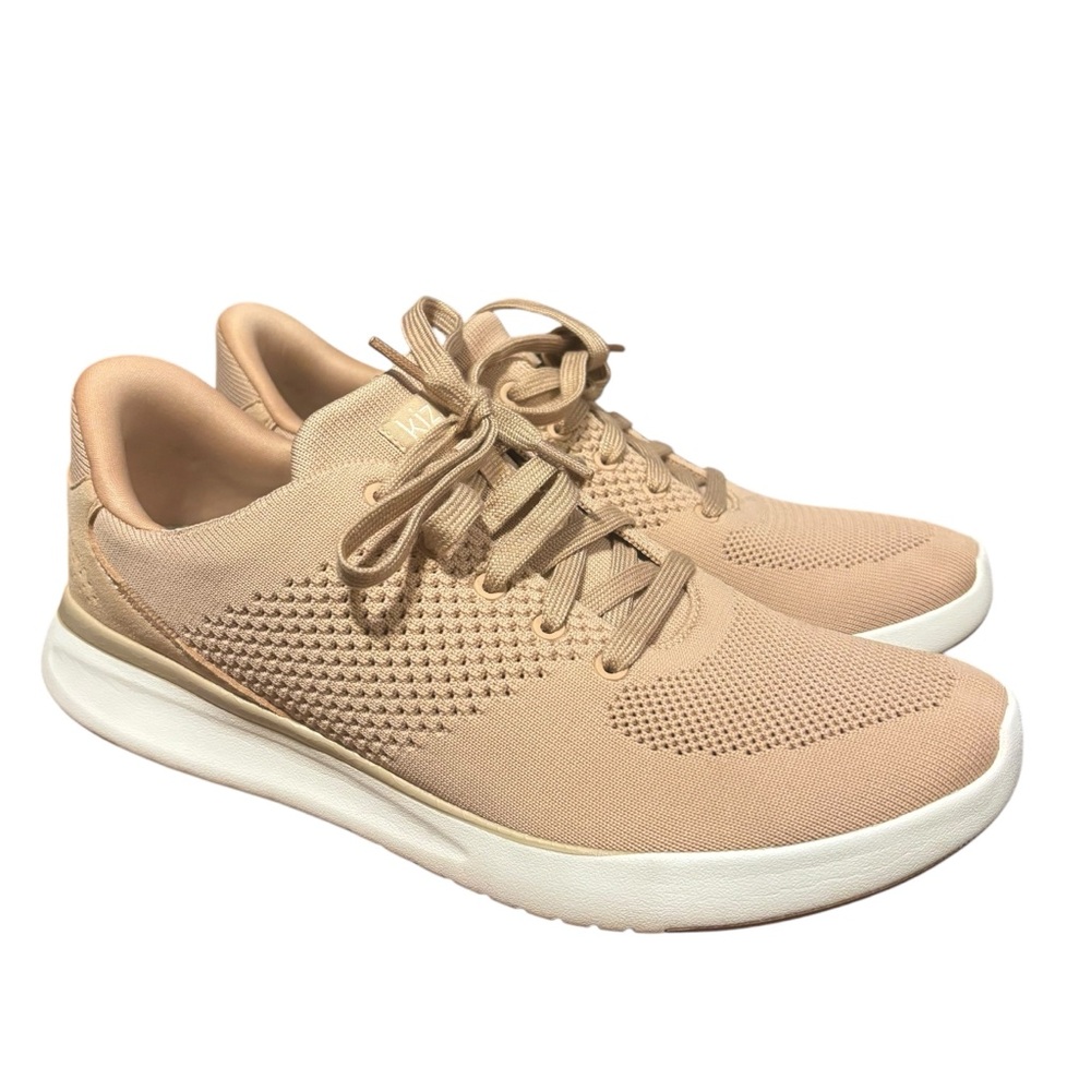 Kizik‎ Lima Light Pink Lace Up Sneakers Women’s 12 Men’s 10.5